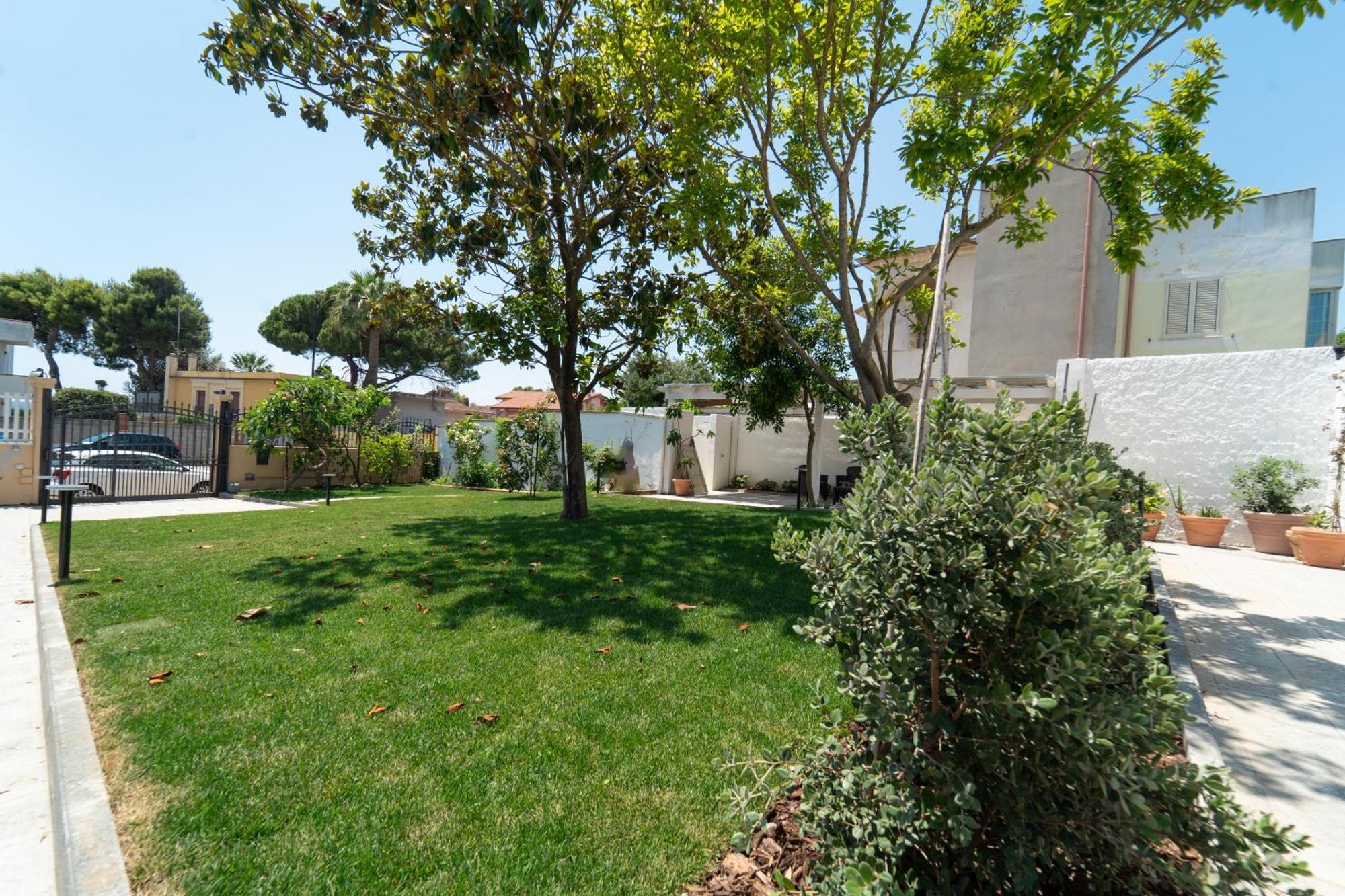 Paquja Aparthotel Quartu Sant'Elena Bagian luar foto